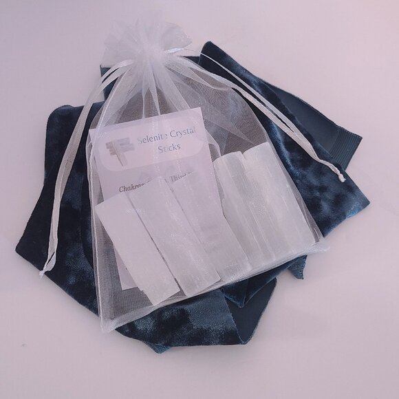 Selenite Crystal Sticks – Cleansing & Charging - Set of 5✨ - Picture 4 of 5